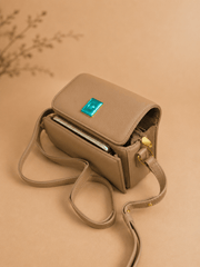 Elora Signature Bag