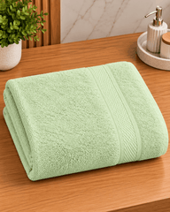 Classic Diamond Border Bath Towel