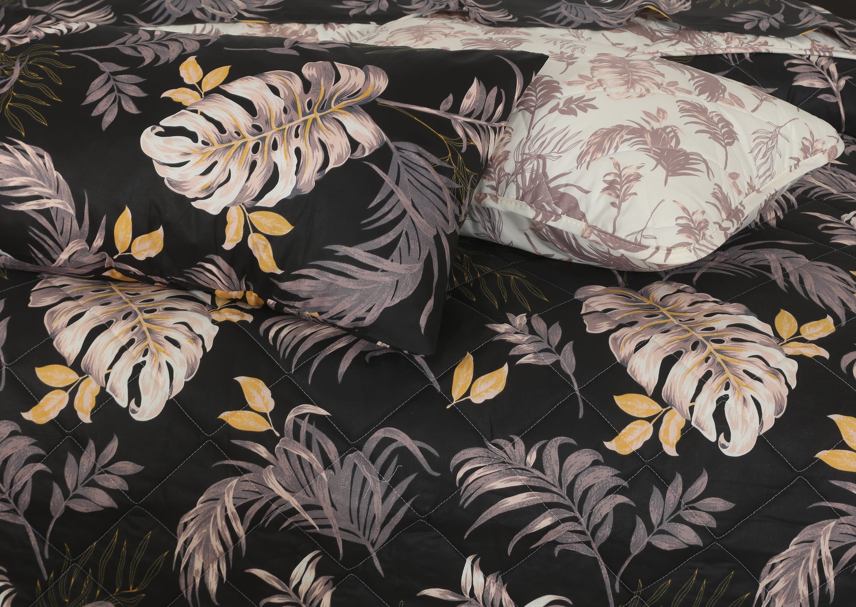 Quilted Comforter Set 6 Pcs Design 1021
