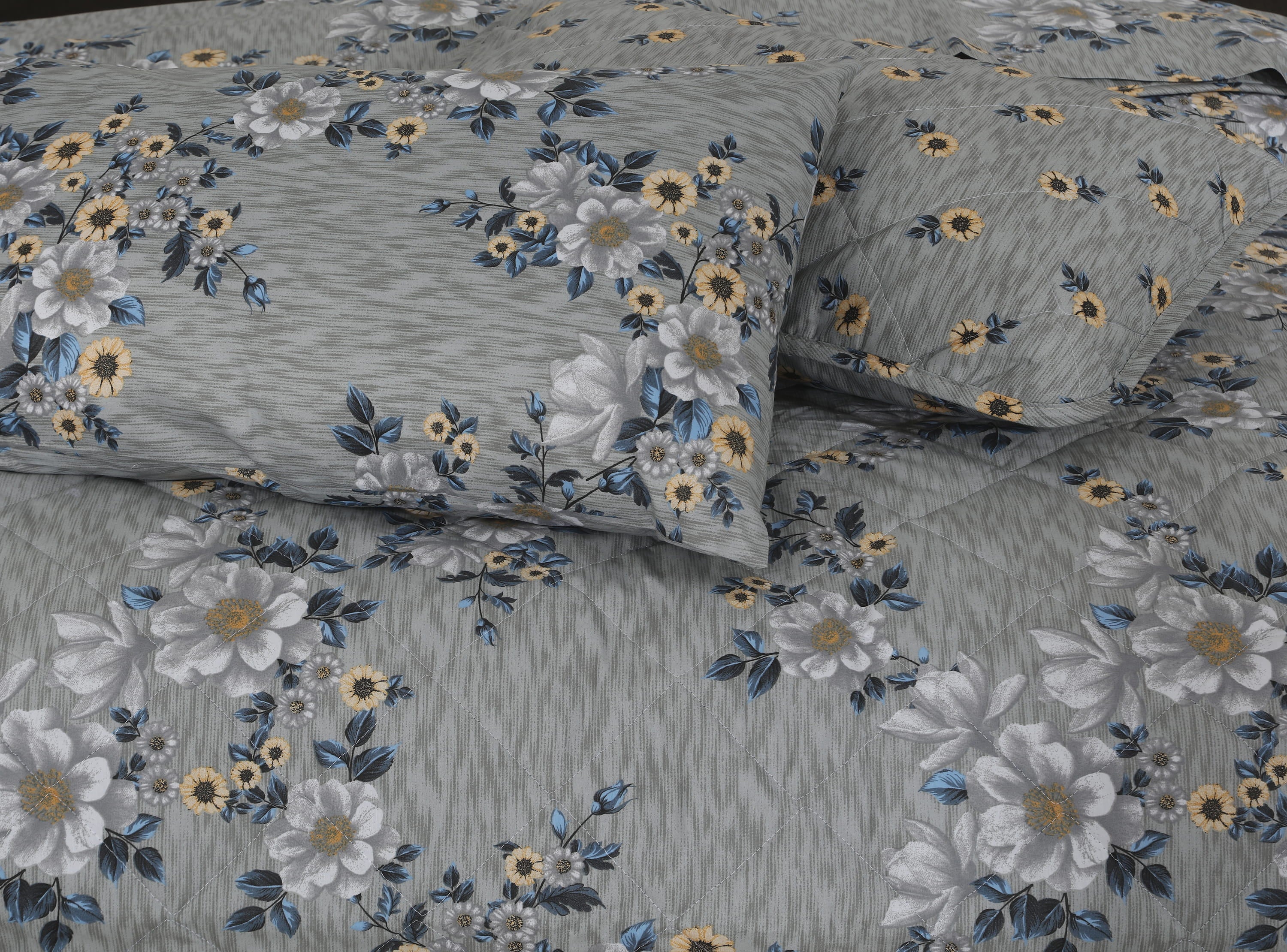 Quilted Comforter Set 6 Pcs Design 1036
