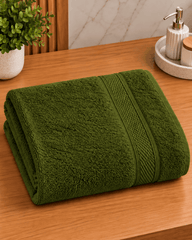 Classic Diamond Border Bath Towel