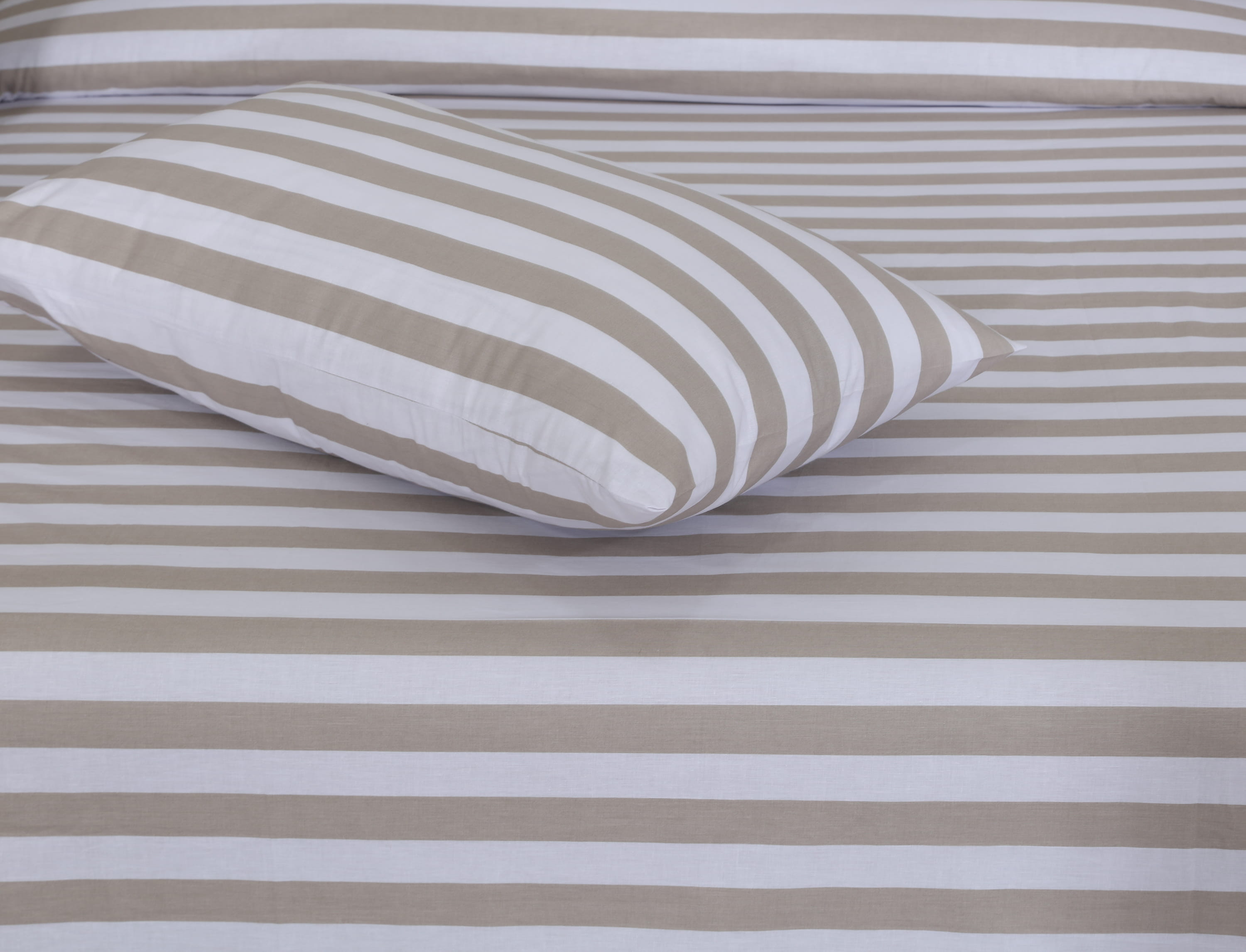 Double Bed Sheet Design NC-C 7239 - Nishat Creative Store