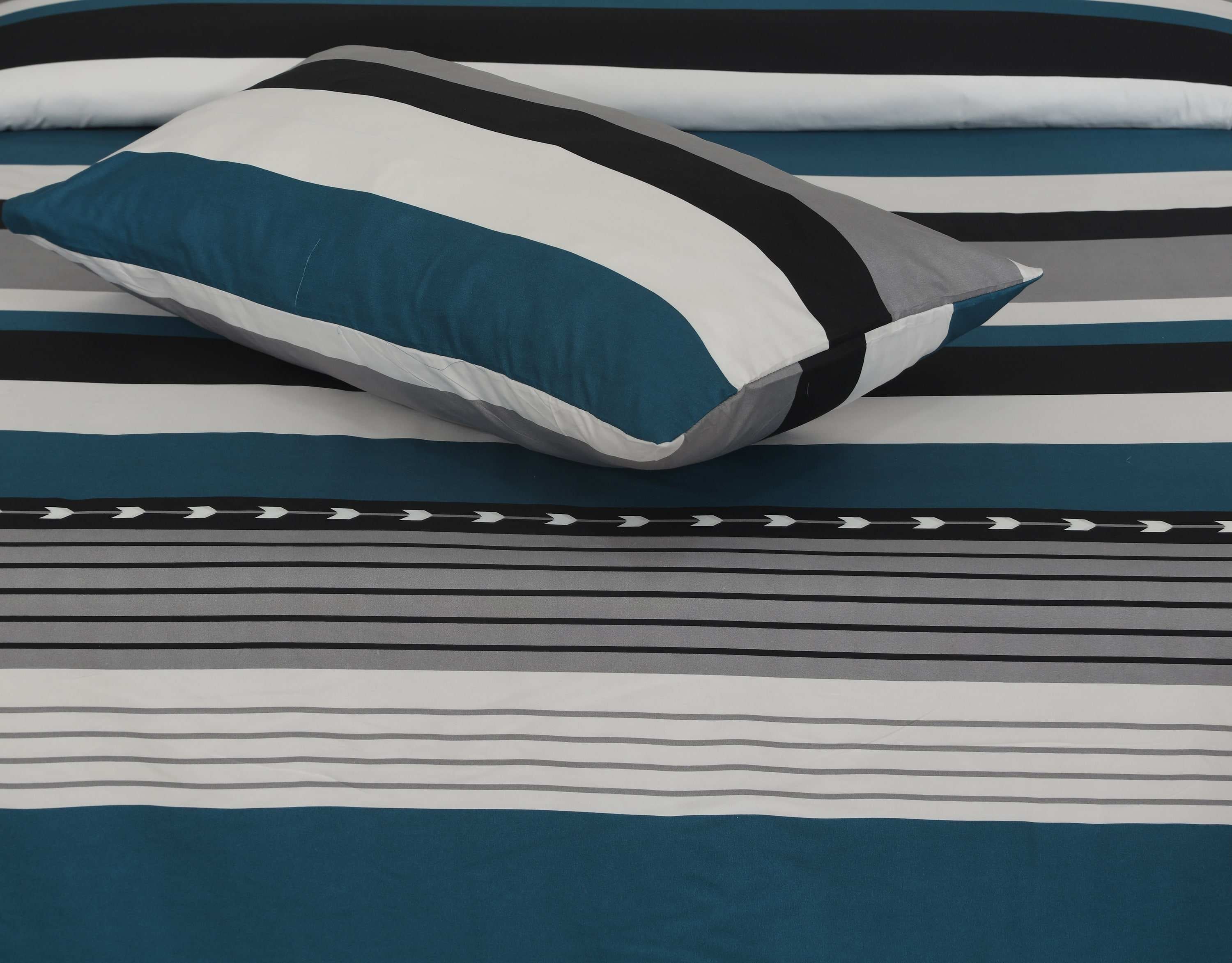 Double Bed Sheet Design NC-M 6058 - Nishat Creative Store