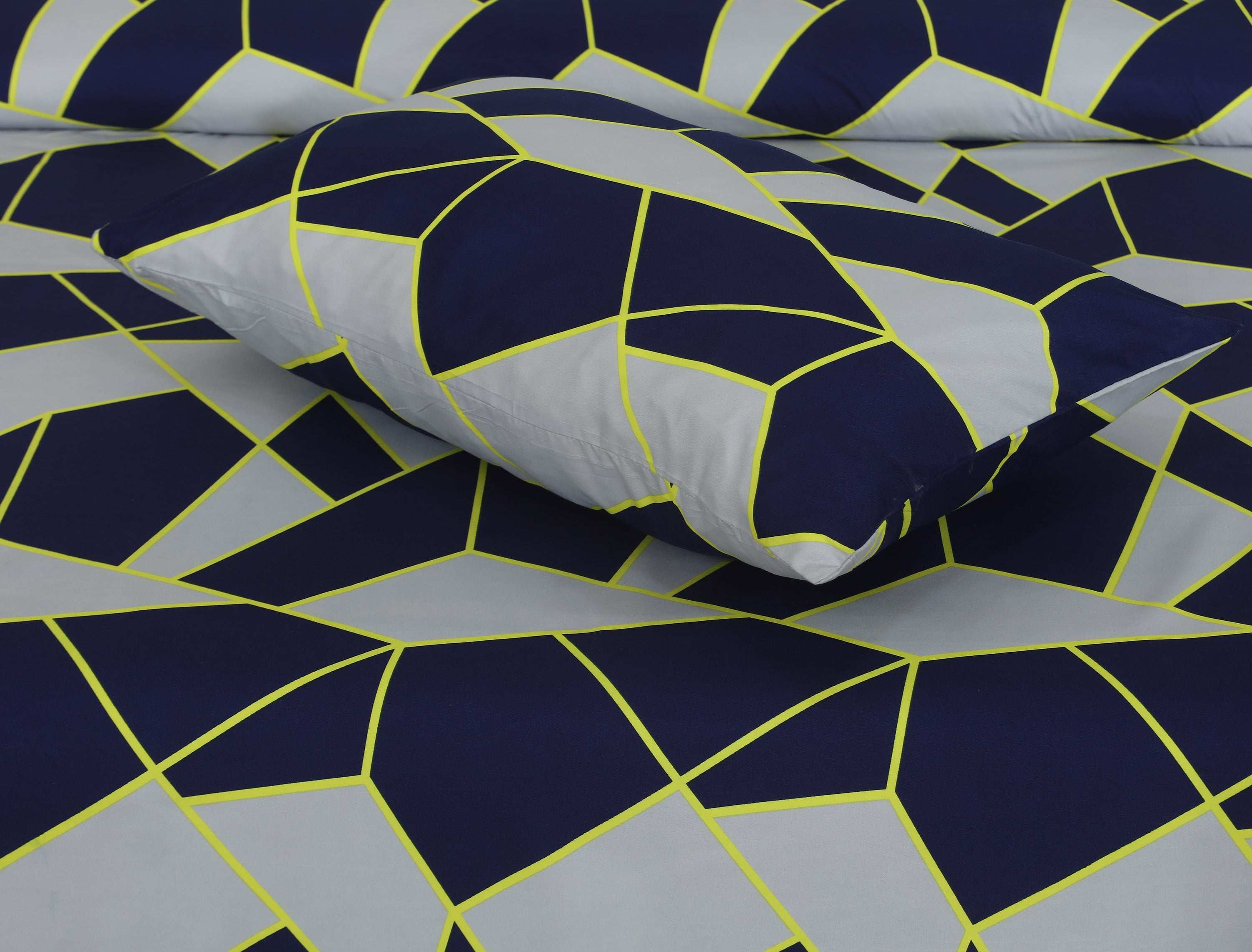 Double Bed Sheet Design NC-M 6061 - Nishat Creative Store