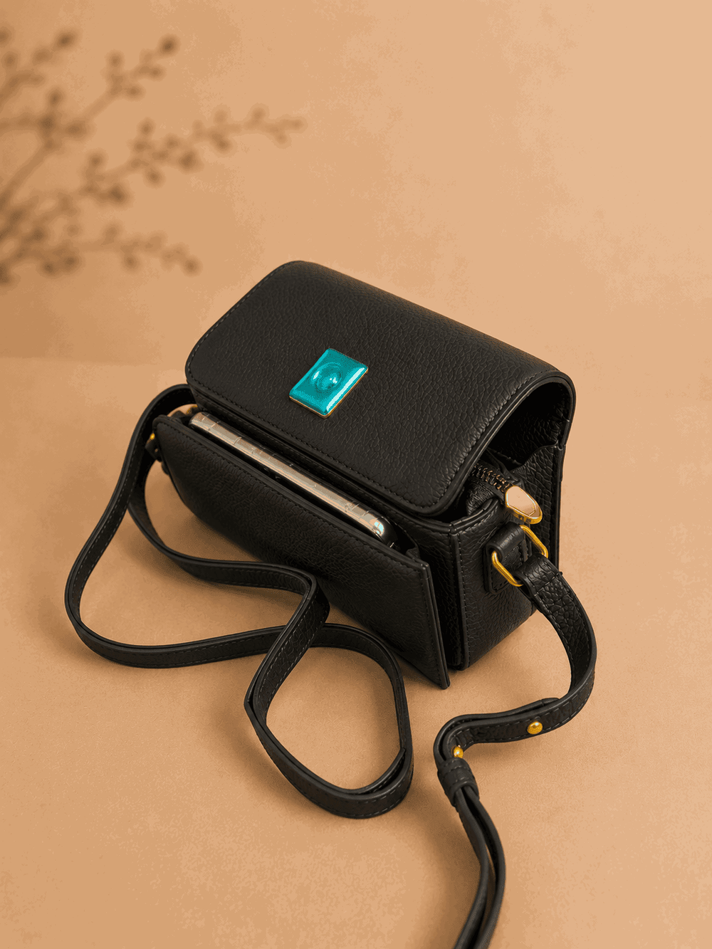 Elora Signature Bag - Nishat Creative Store