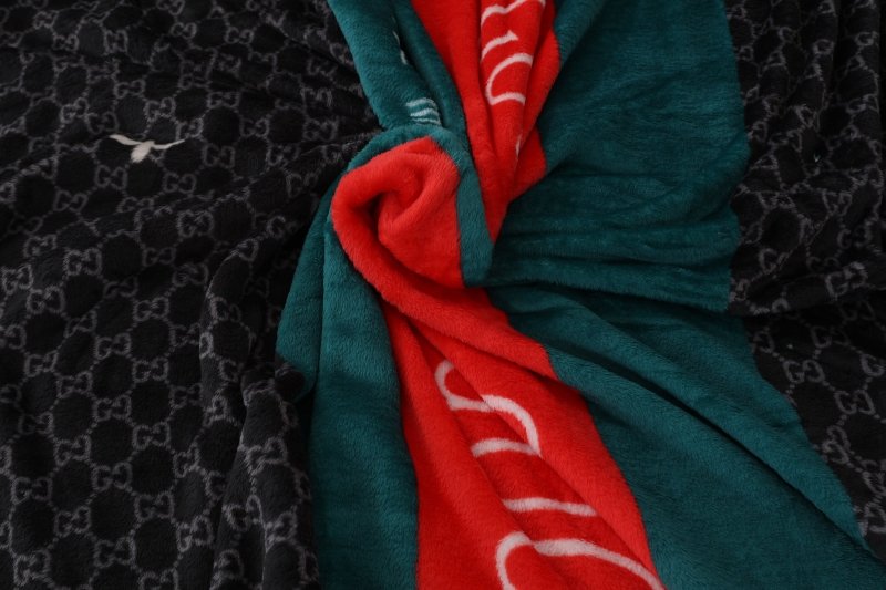 Exclusive Abmbassador Throw Blanket NCS# 127 - Nishat Creative Store