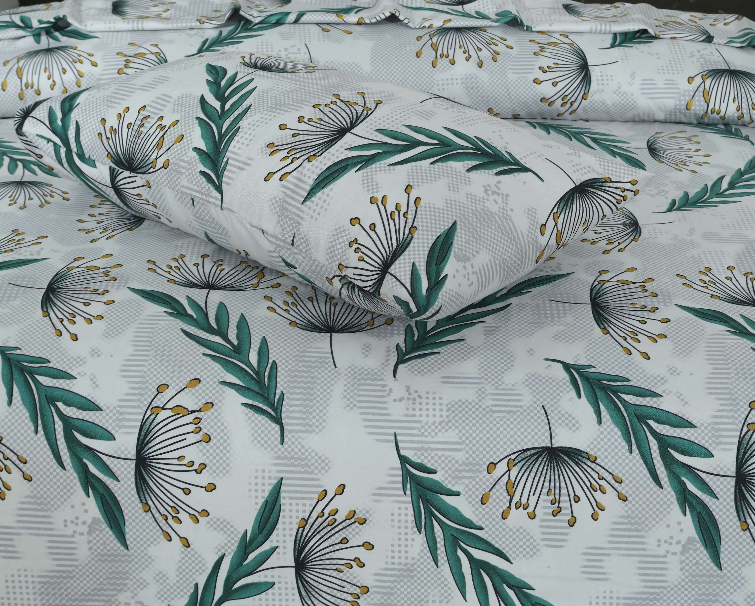 Floral Quilt Cover 6 Pcs Design 211 - Nishat Creative Store