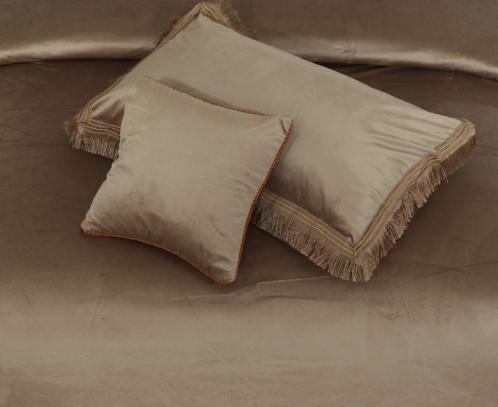 Heavy Velvet & Leather Bed Sheet Set – 4 Pcs Design Code 562 - Nishat Creative Store