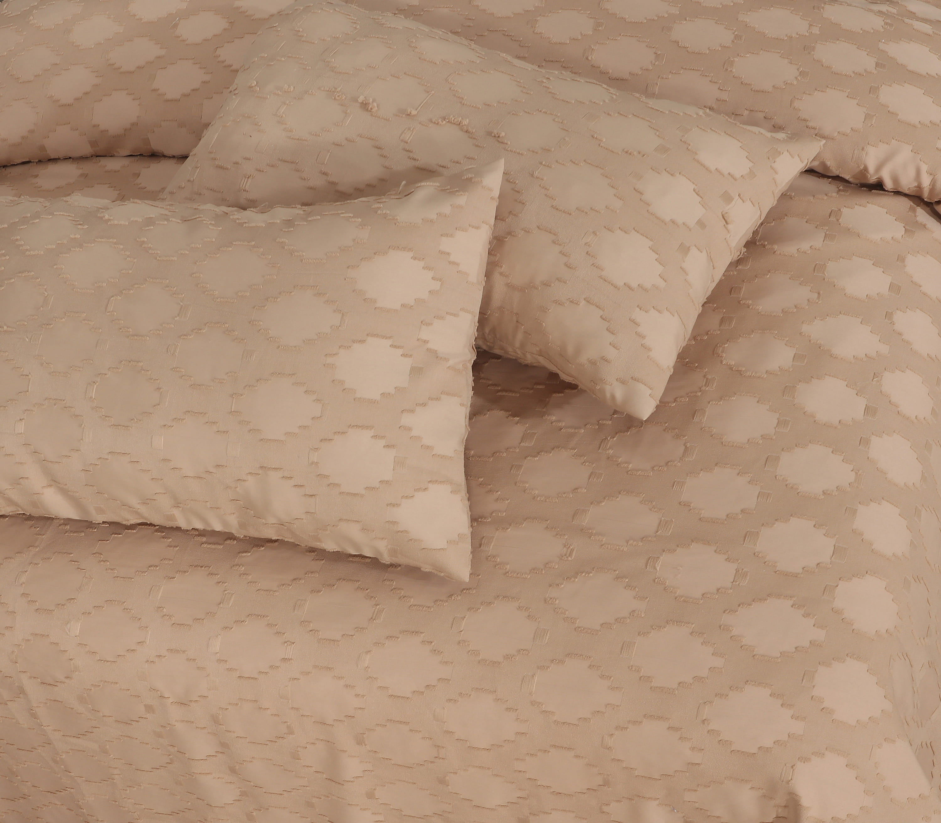 Motif Jacquard Quilt Cover 3 Pcs #270 - Nishat Creative Store