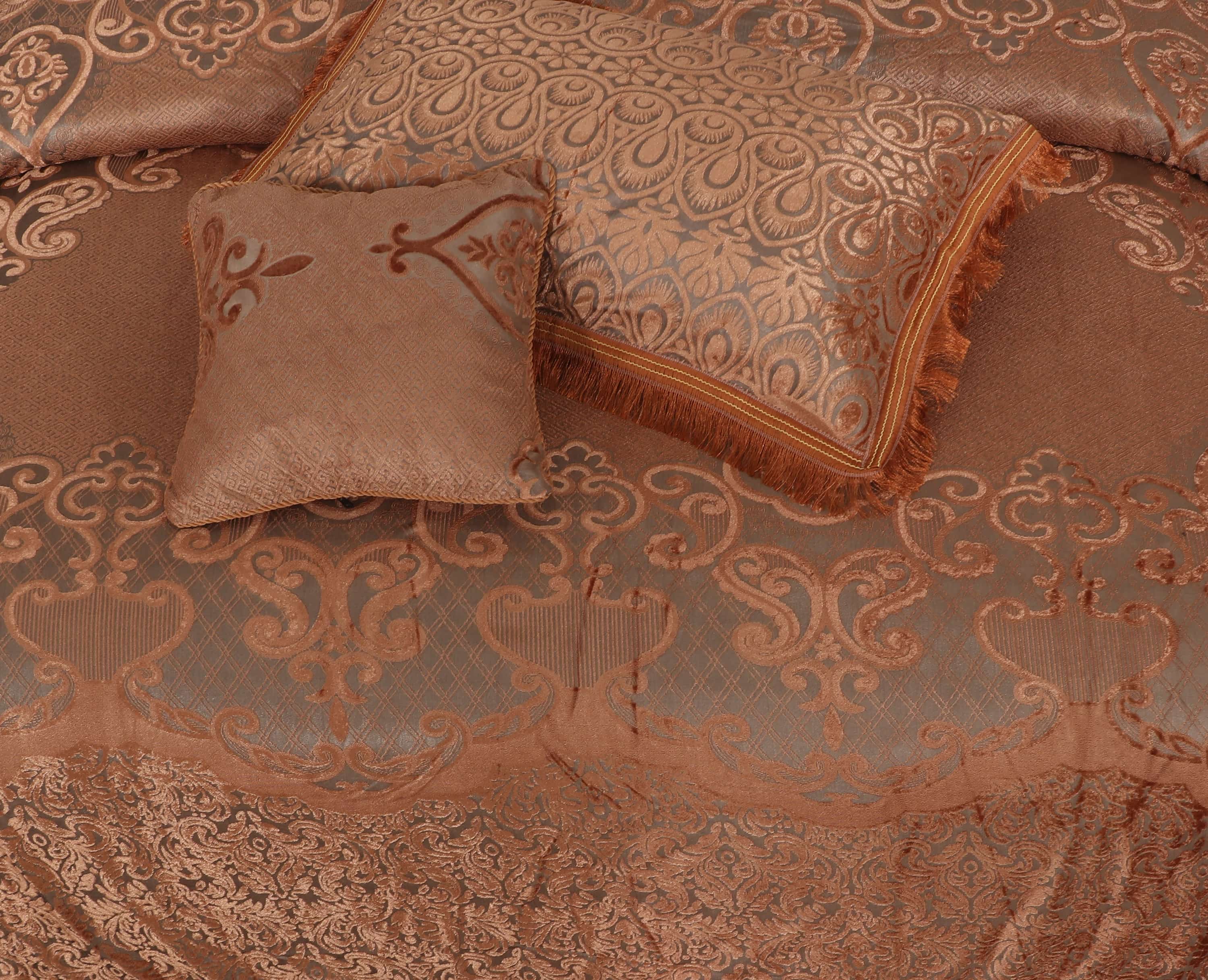Palachi Velvet Bed Sheet Set – 4 Pcs DS 567 - Nishat Creative Store