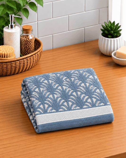 Palmette Botanical Bath Towel - Nishat Creative Store