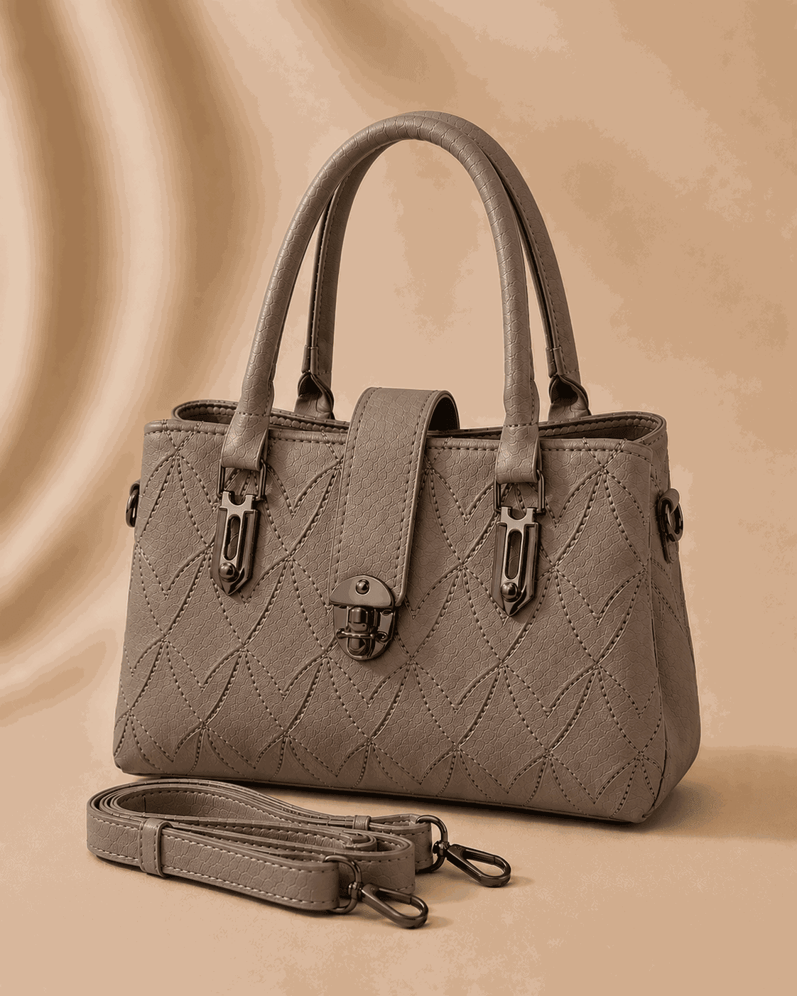 The Crown Quilt Satchel - Nishat Creative Store