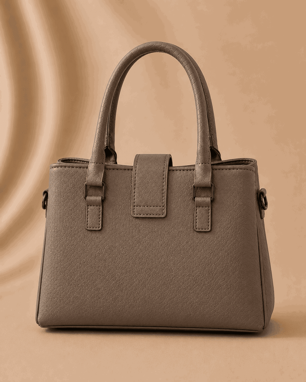 The Crown Quilt Satchel - Nishat Creative Store